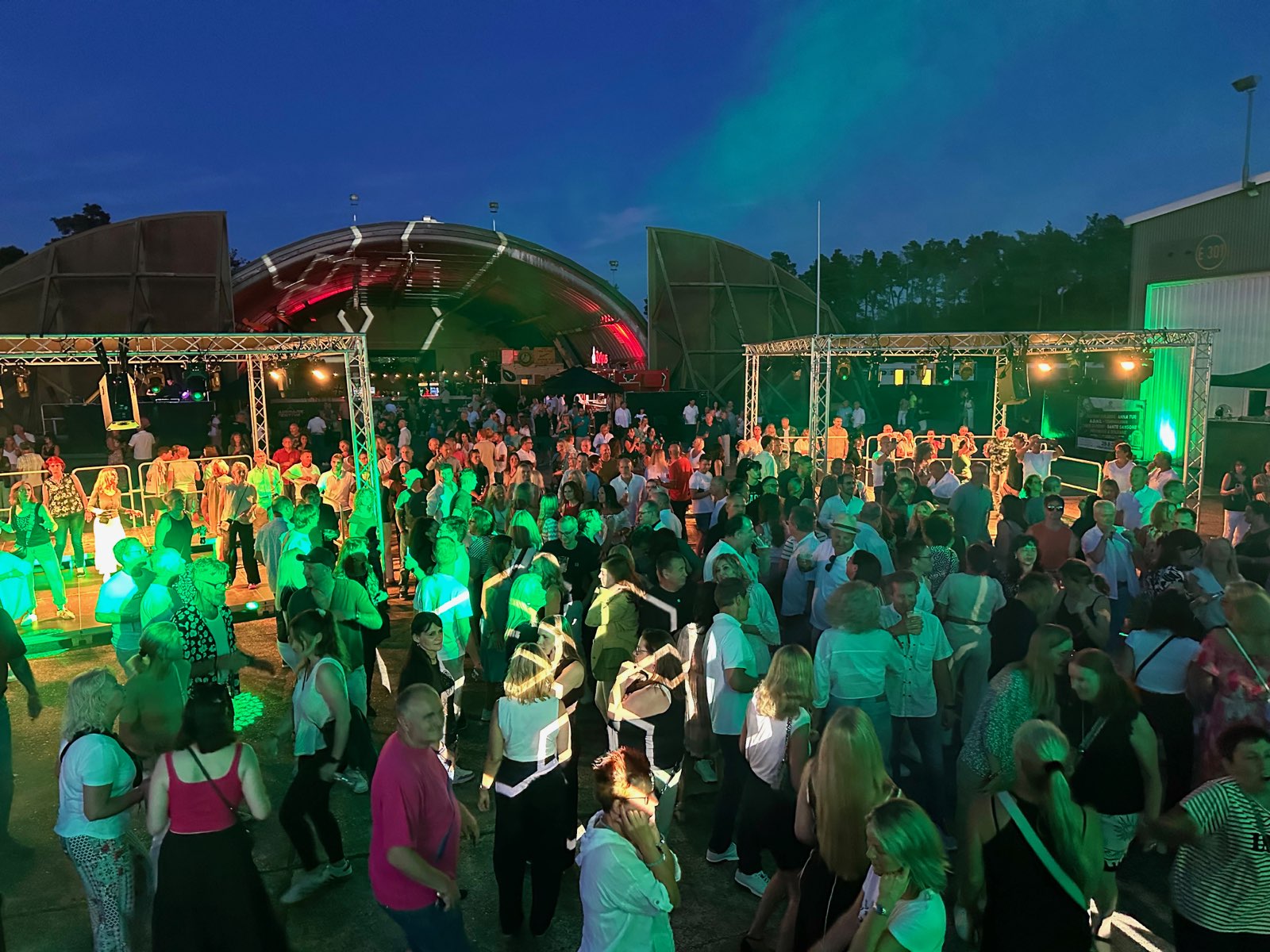 Trianon Hot-Summer-Night
